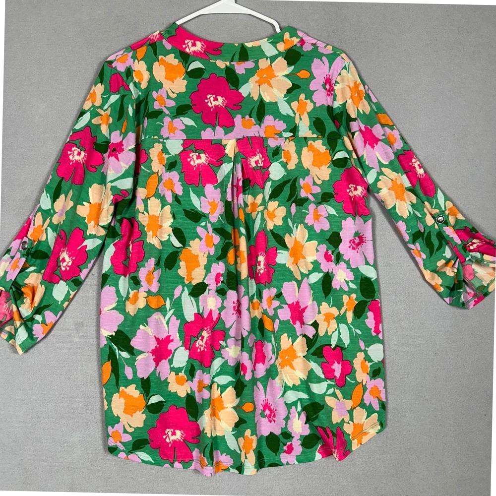 Dear Scarlett Blouse Womens Medium Liz-C0042 Green Floral Roll Tab Sleeve EUC - Picture 2 of 8